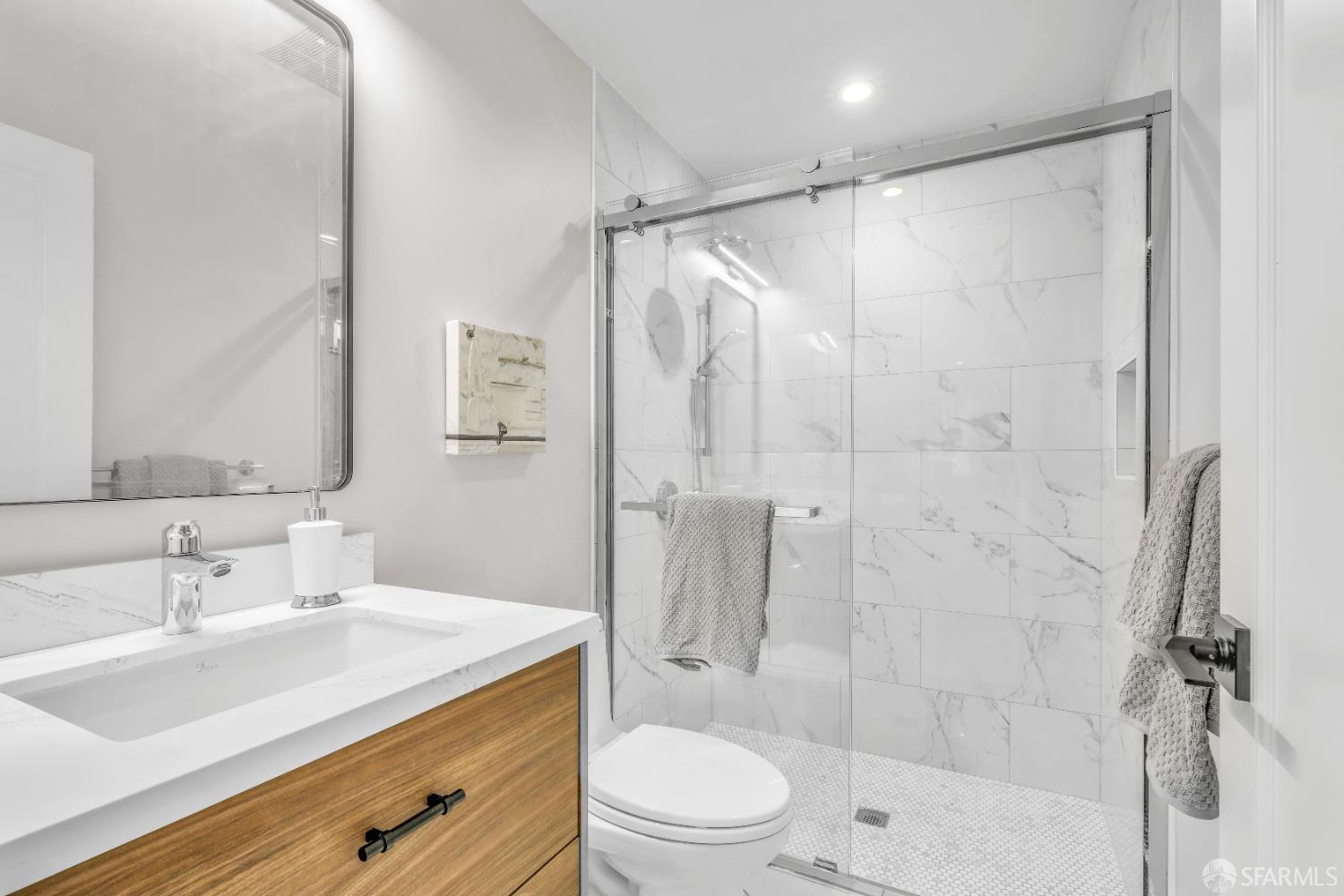 Detail Gallery Image 47 of 55 For 170 Arleta Ave, San Francisco,  CA 94134 - 5 Beds | 4 Baths