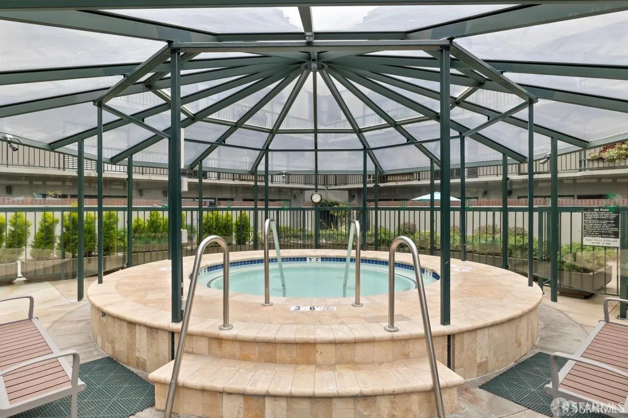 Photo #19: 426119170 Listing: Photo #19