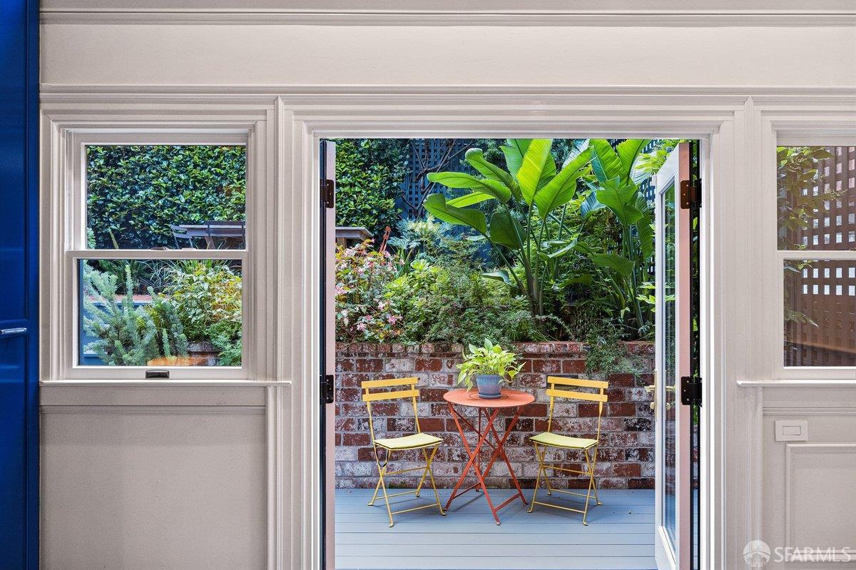 Detail Gallery Image 48 of 99 For 7 Broderick St, San Francisco,  CA 94117 - 4 Beds | 3/1 Baths