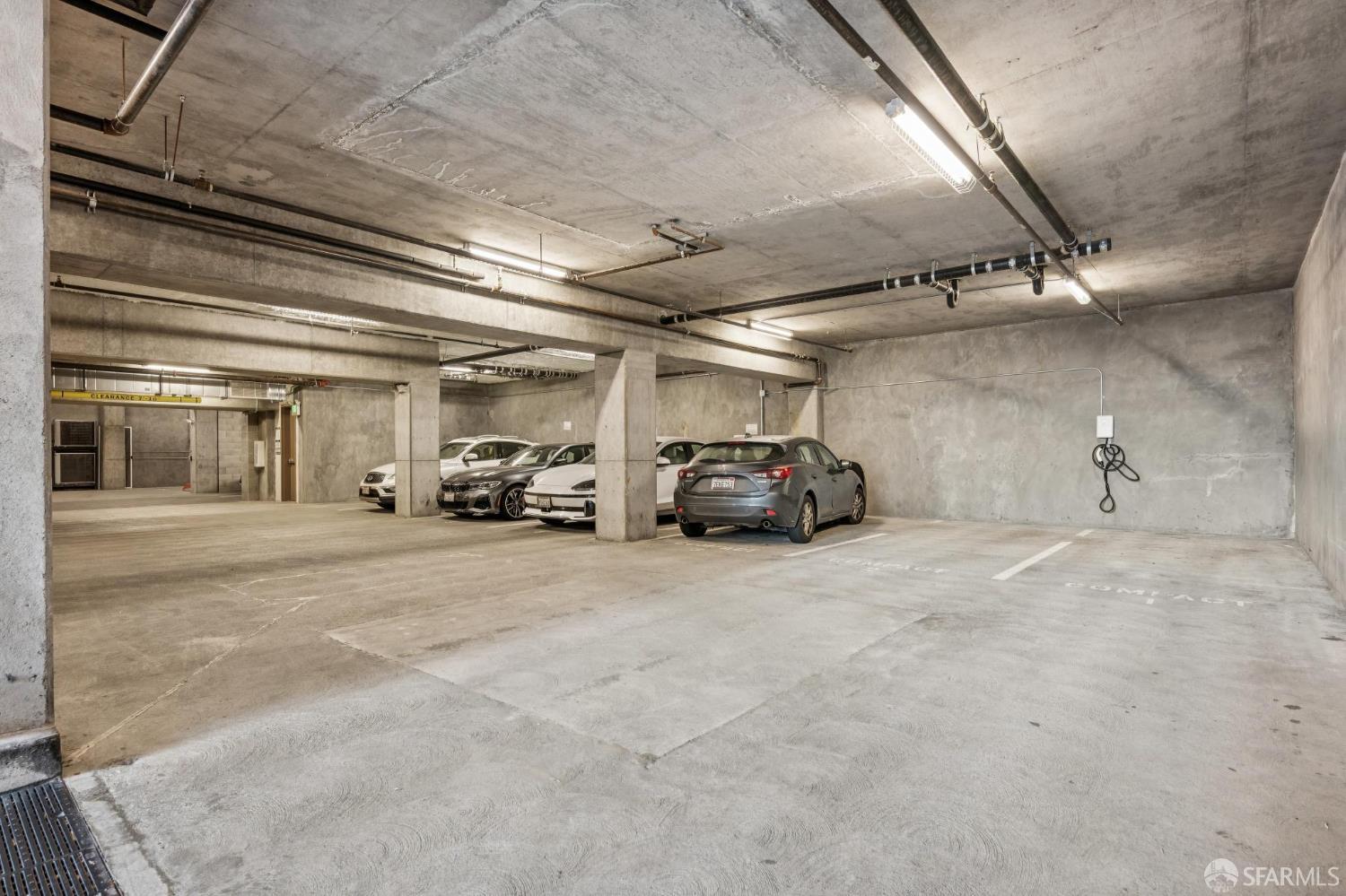 Photo #33: 426119209 Listing: Photo #33