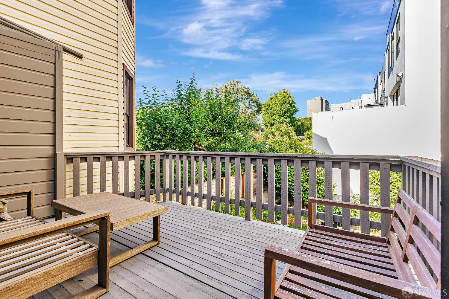 Detail Gallery Image 10 of 17 For 2916 Gough St, San Francisco,  CA 94123 - – Beds | – Baths