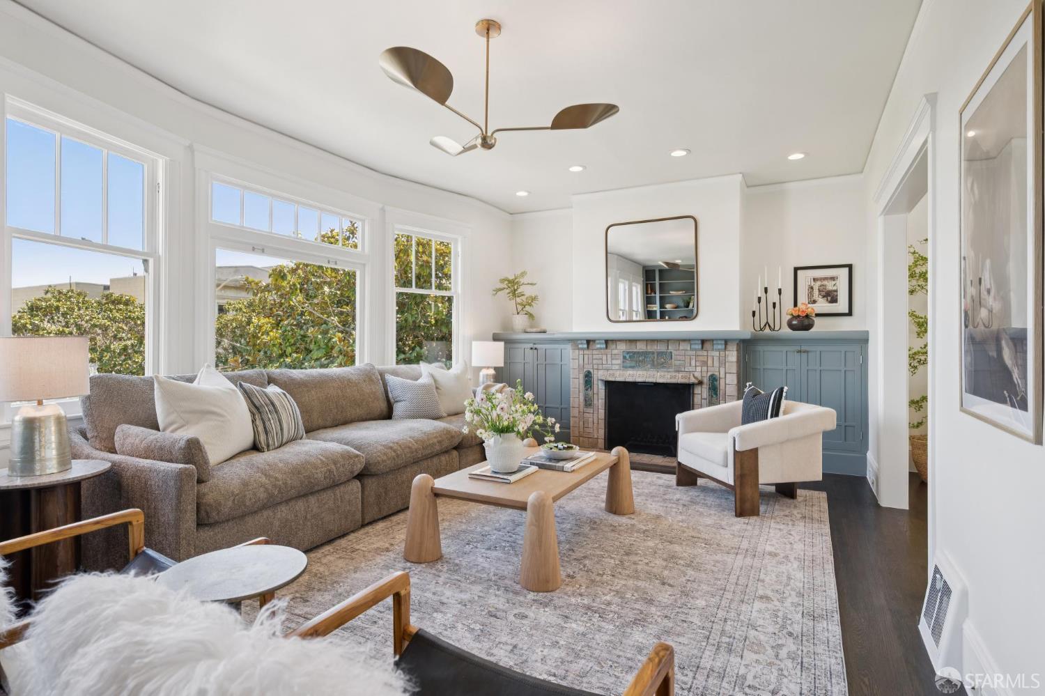 Photo #2: 426113044 Listing: Photo #2