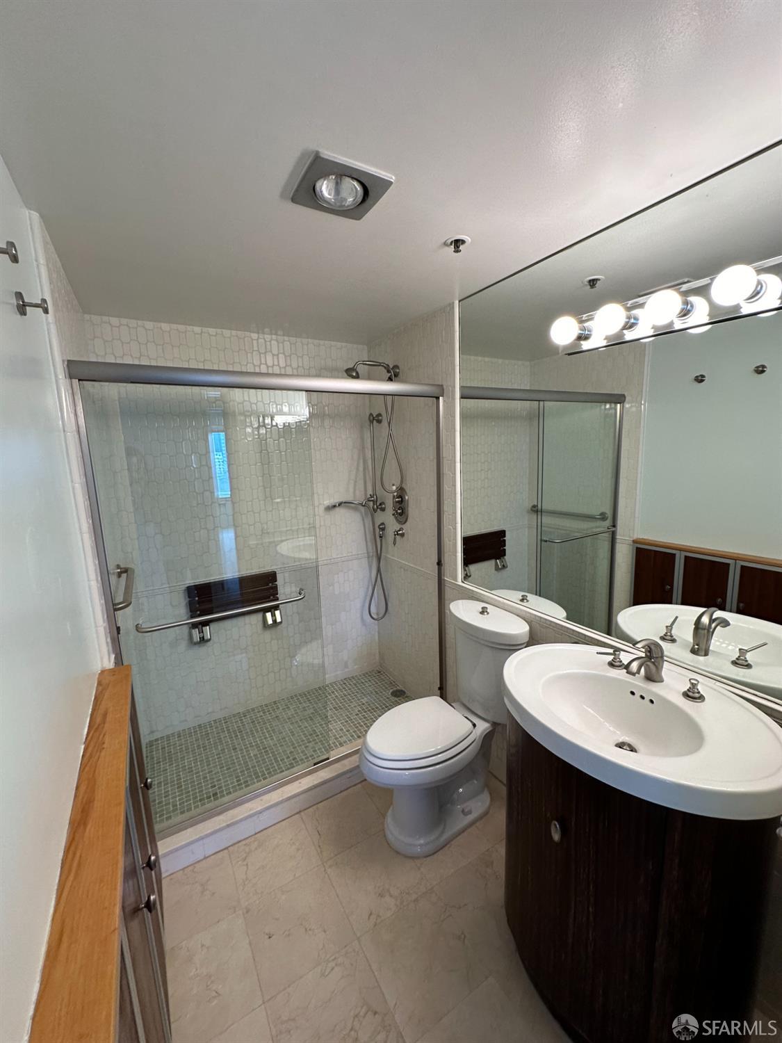 Photo #14: 426119170 Listing: Photo #14