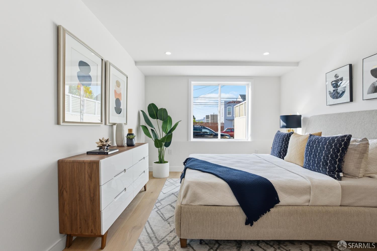 Detail Gallery Image 48 of 75 For 511 Edinburgh St, San Francisco,  CA 94112 - 4 Beds | 4/1 Baths