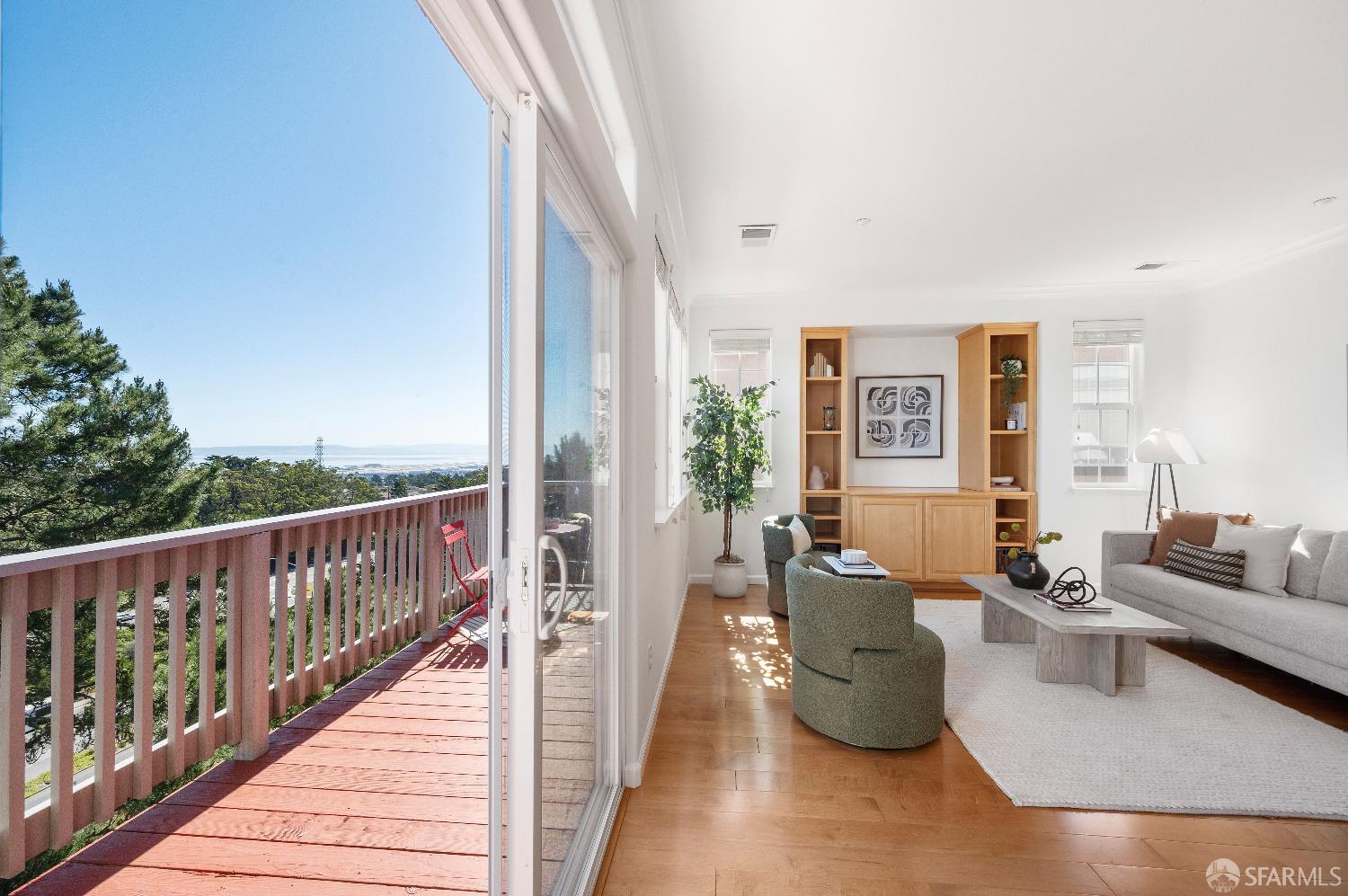 Detail Gallery Image 29 of 63 For 310 Goodwin Dr, San Bruno,  CA 94066 - 3 Beds | 2/1 Baths