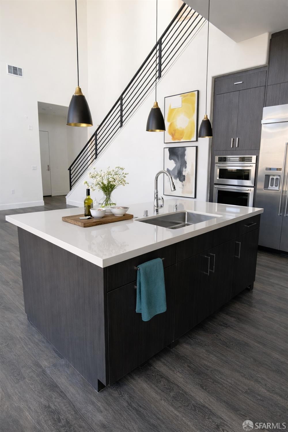 Detail Gallery Image 4 of 44 For 45250 Volt Ter #402,  Fremont,  CA 94539 - 3 Beds | 2/1 Baths