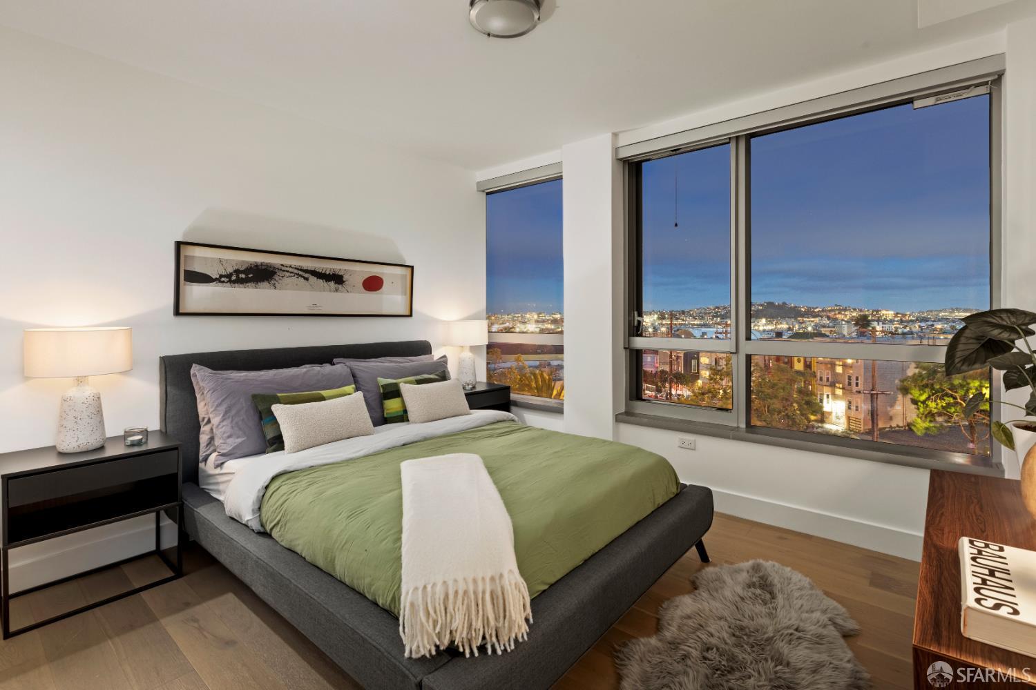 Photo #8: 426116779 Listing: Photo #8