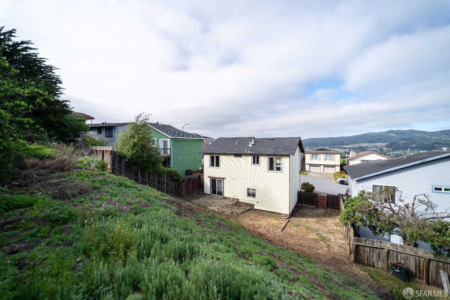 Detail Gallery Image 25 of 29 For 55 Derby St, Daly City,  CA 94015 - 2 Beds | 1 Baths