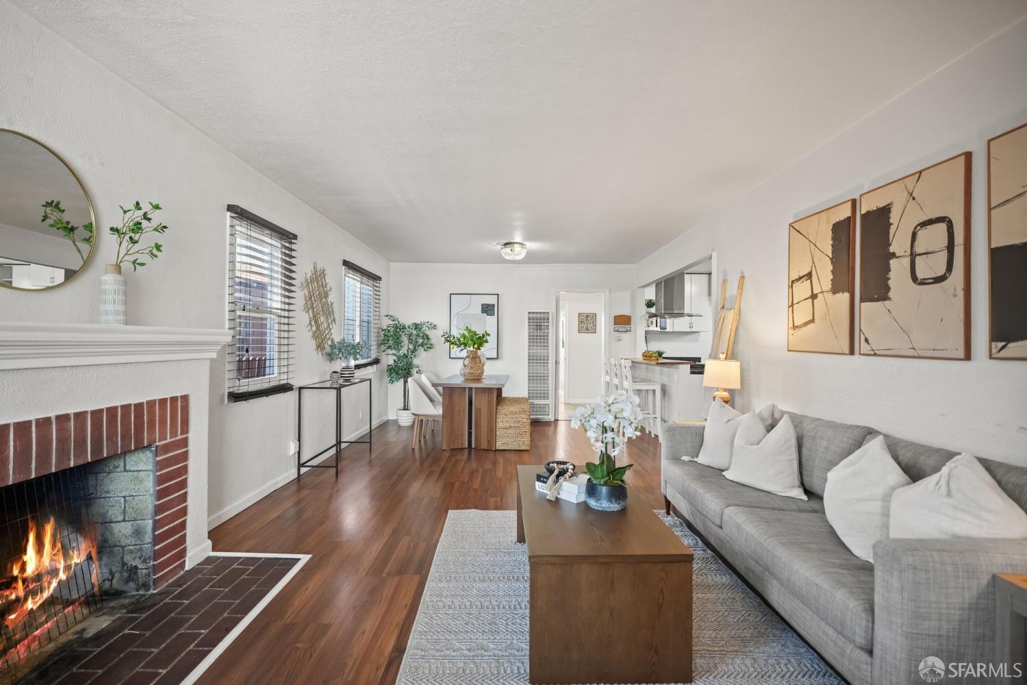 Detail Gallery Image 8 of 41 For 1309 105th Ave, Oakland,  CA 94603 - 3 Beds | 1 Baths