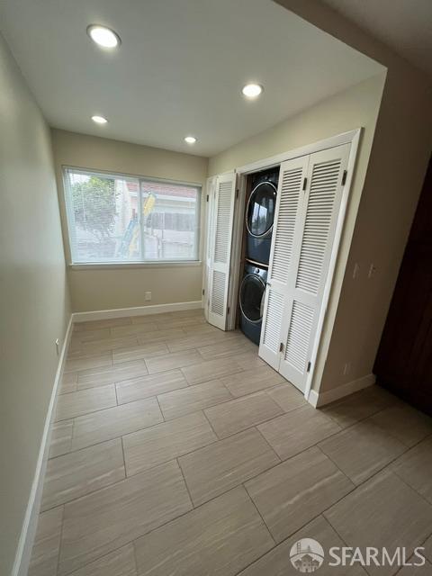 Detail Gallery Image 4 of 10 For 300 S Ashton Ave, Millbrae,  CA 94030 - 3 Beds | 2 Baths