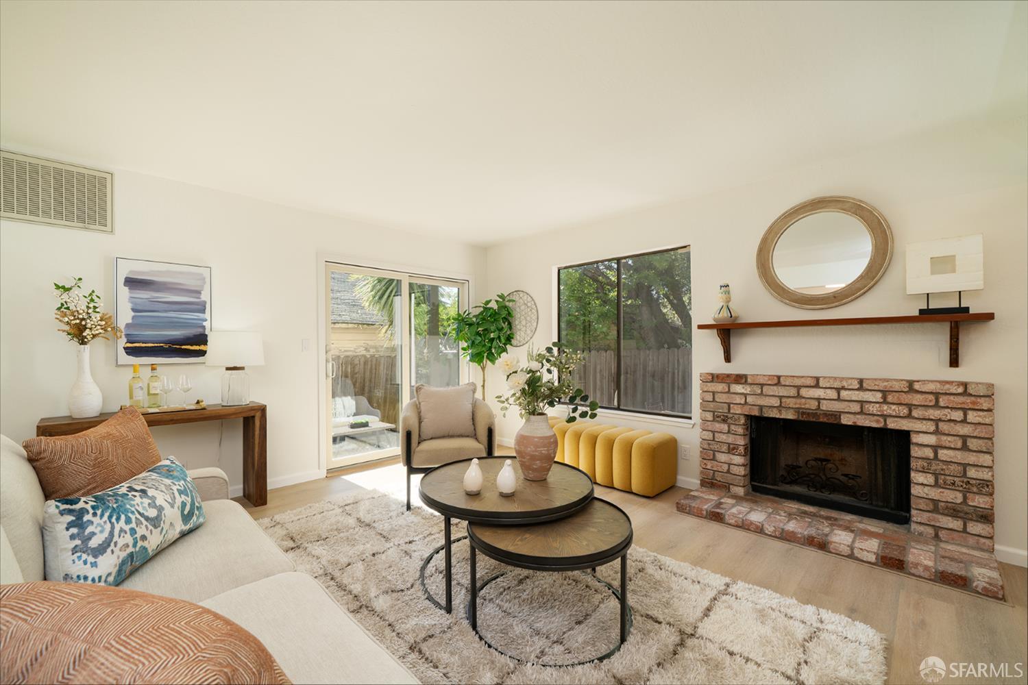 Detail Gallery Image 4 of 25 For 270 Sybil Ave, San Leandro,  CA 94577 - 3 Beds | 2/1 Baths