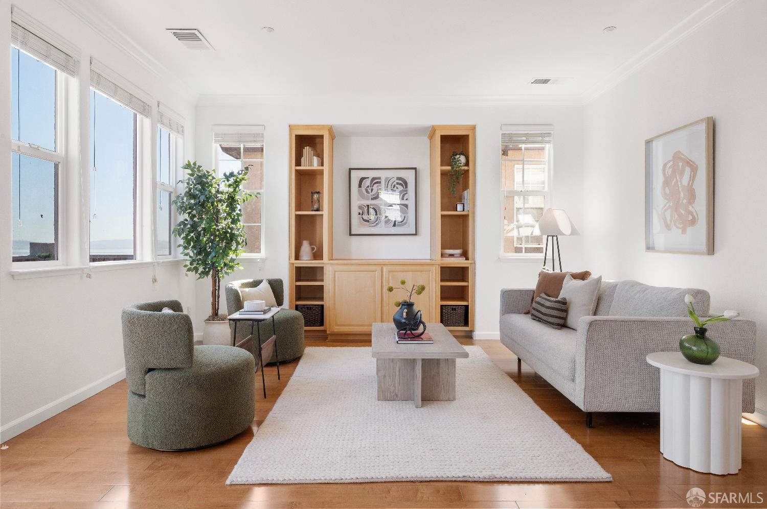 Detail Gallery Image 24 of 63 For 310 Goodwin Dr, San Bruno,  CA 94066 - 3 Beds | 2/1 Baths