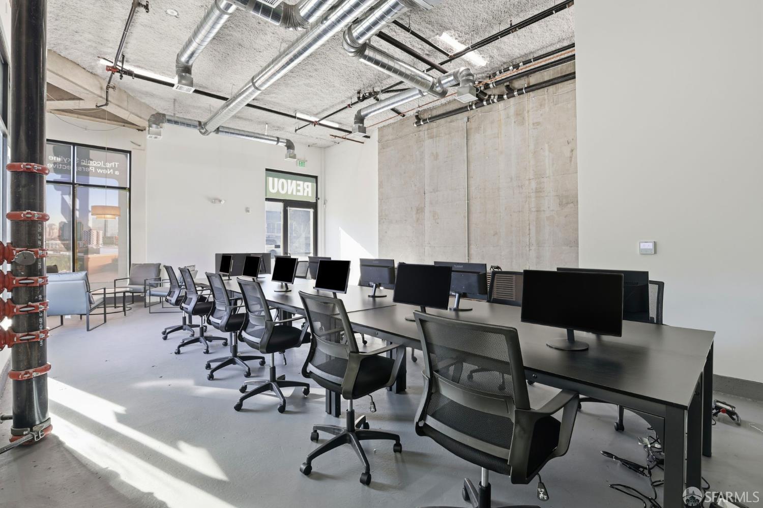 Detail Gallery Image 5 of 8 For 399 6th St, San Francisco,  CA 94103 - – Beds | – Baths