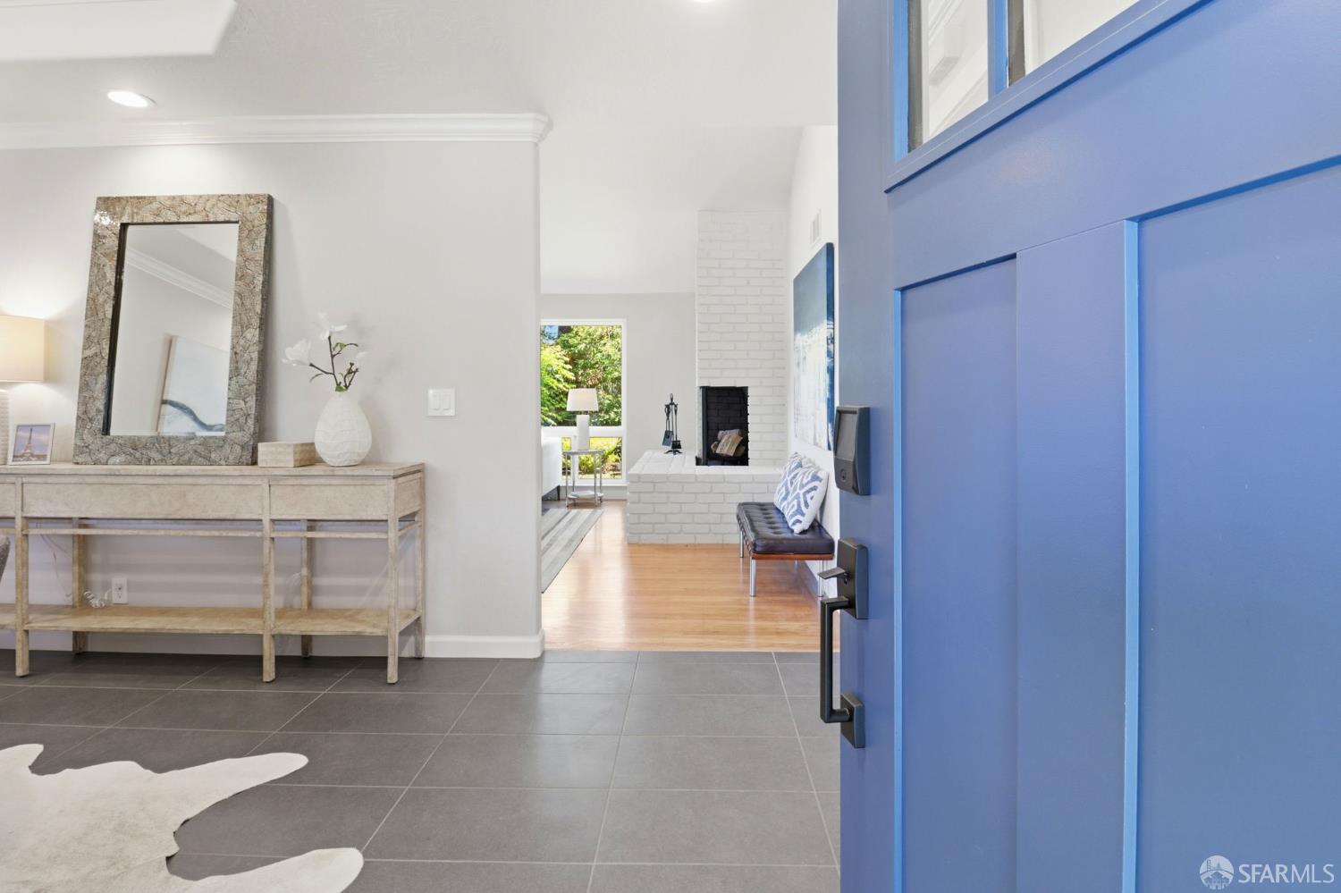 Detail Gallery Image 4 of 56 For 2117 Queens Ln, San Mateo,  CA 94402 - 4 Beds | 2 Baths