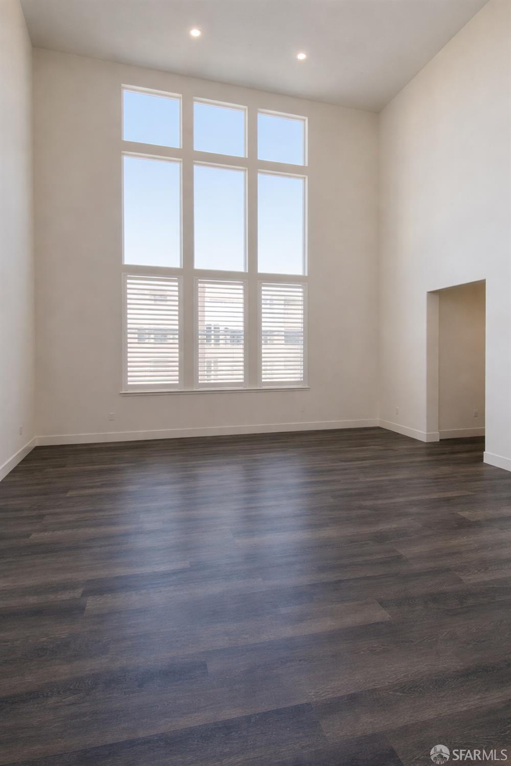 Detail Gallery Image 25 of 44 For 45250 Volt Ter #402,  Fremont,  CA 94539 - 3 Beds | 2/1 Baths