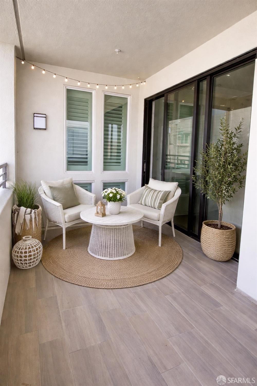 Detail Gallery Image 15 of 44 For 45250 Volt Ter #402,  Fremont,  CA 94539 - 3 Beds | 2/1 Baths