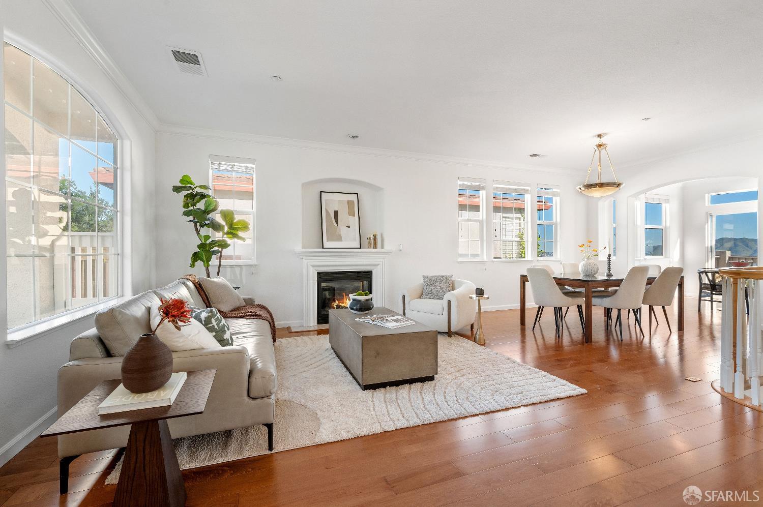 Detail Gallery Image 2 of 63 For 310 Goodwin Dr, San Bruno,  CA 94066 - 3 Beds | 2/1 Baths