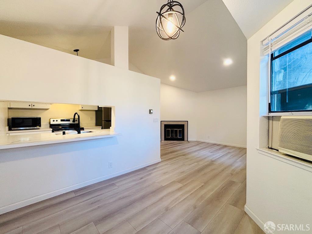 Detail Gallery Image 7 of 14 For 47166 Morse Ter #114,  Fremont,  CA 94539 - 2 Beds | 2 Baths