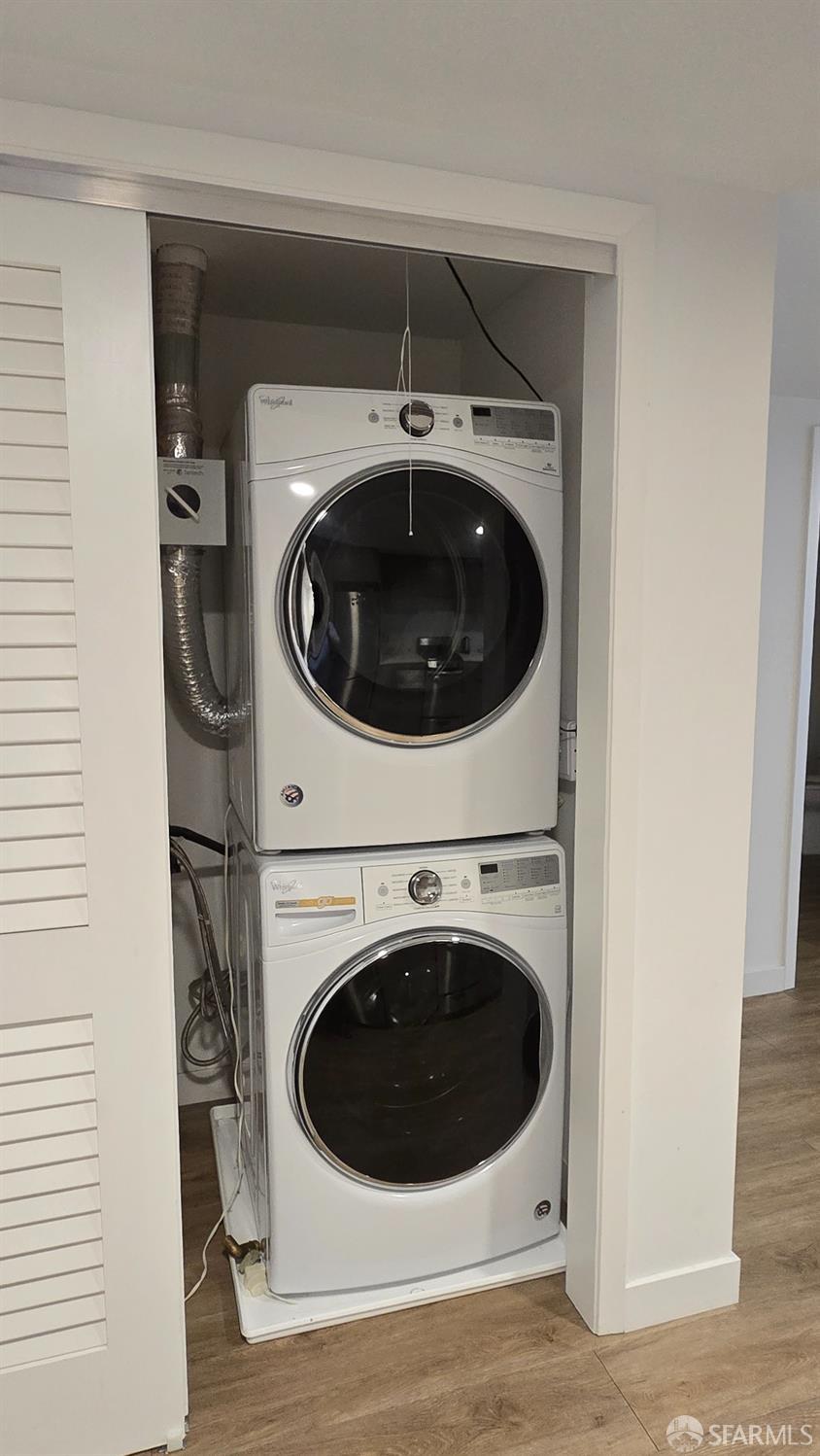 Photo #16: 426119137 Listing: Photo #16