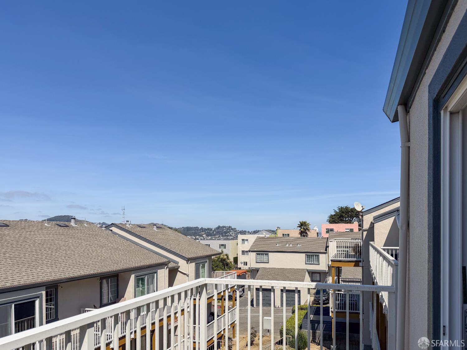 Photo #4: 426119464 Listing: Photo #4