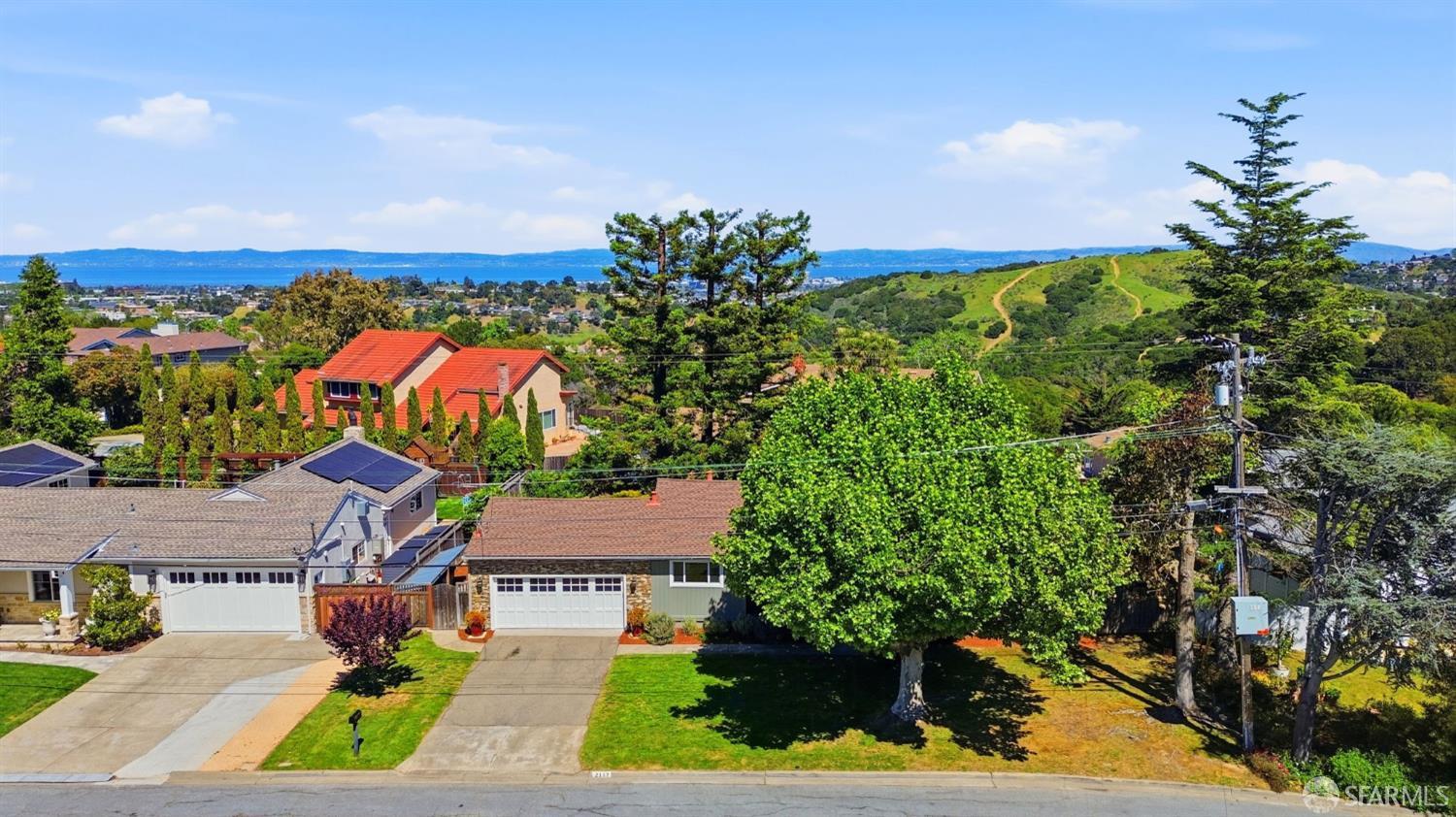 Detail Gallery Image 45 of 56 For 2117 Queens Ln, San Mateo,  CA 94402 - 4 Beds | 2 Baths