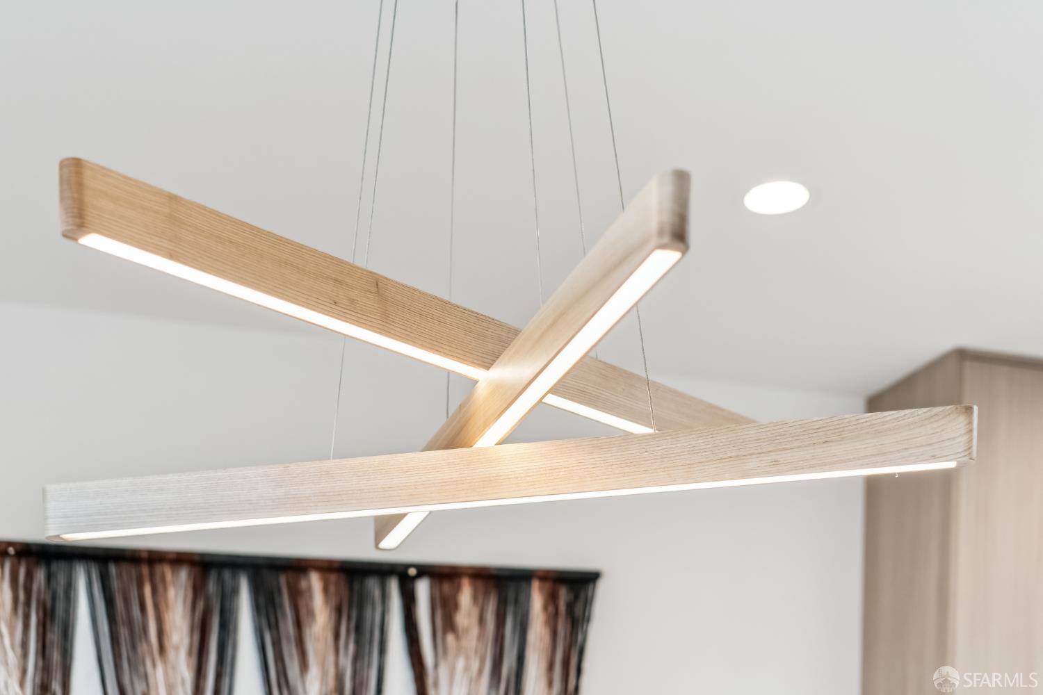 Detail Gallery Image 11 of 45 For 9 Seabreeze Ct, Pacifica,  CA 94044 - 4 Beds | 4 Baths