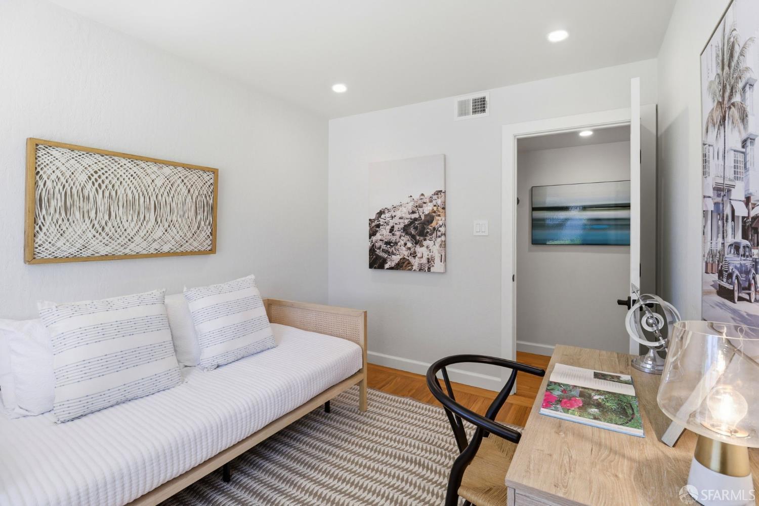 Detail Gallery Image 28 of 56 For 2117 Queens Ln, San Mateo,  CA 94402 - 4 Beds | 2 Baths