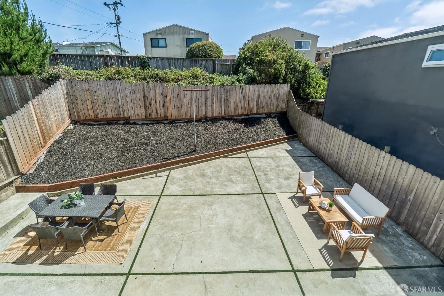 Detail Gallery Image 39 of 45 For 9 Seabreeze Ct, Pacifica,  CA 94044 - 4 Beds | 4 Baths