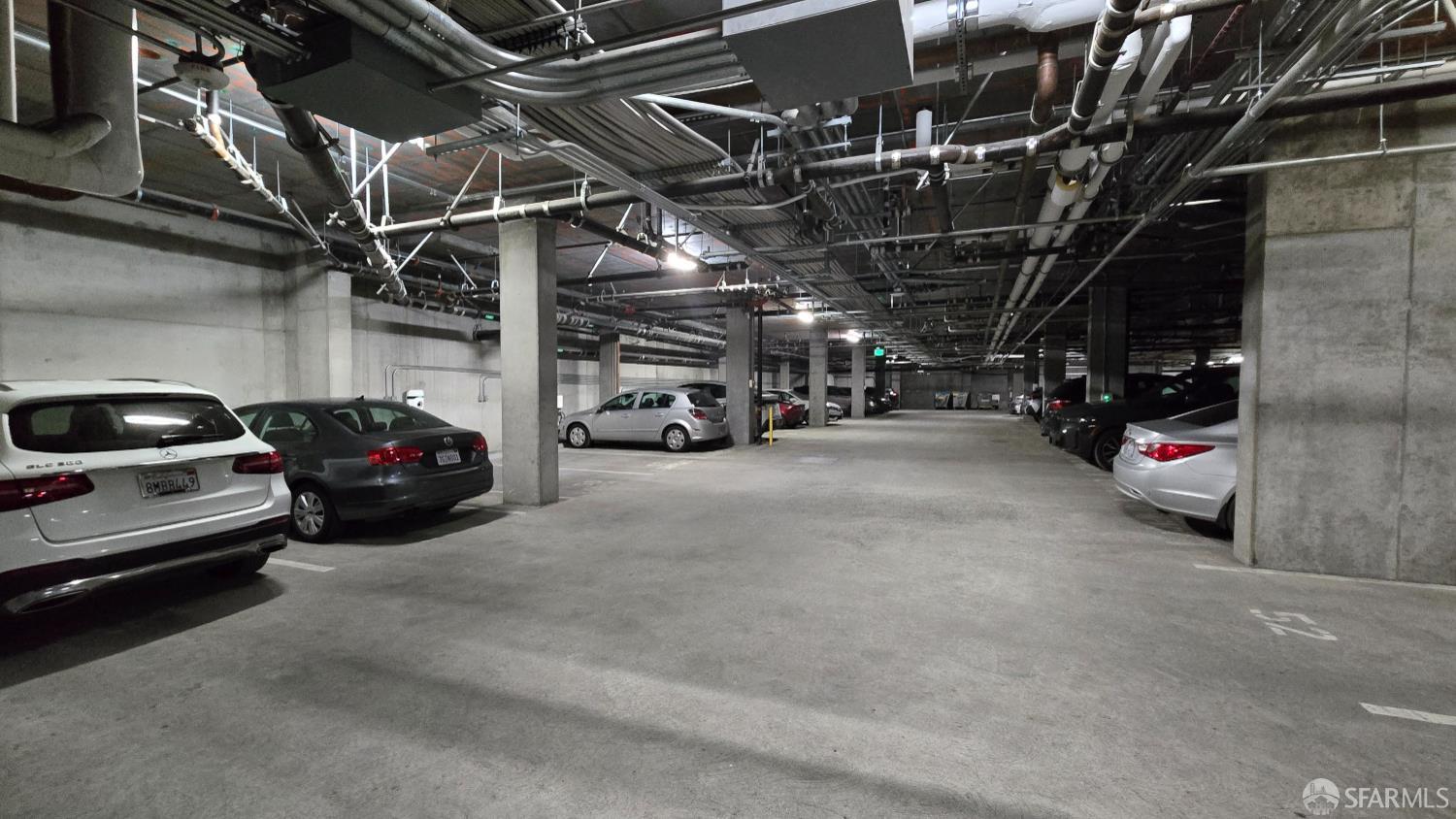 Photo #23: 426119137 Listing: Photo #23