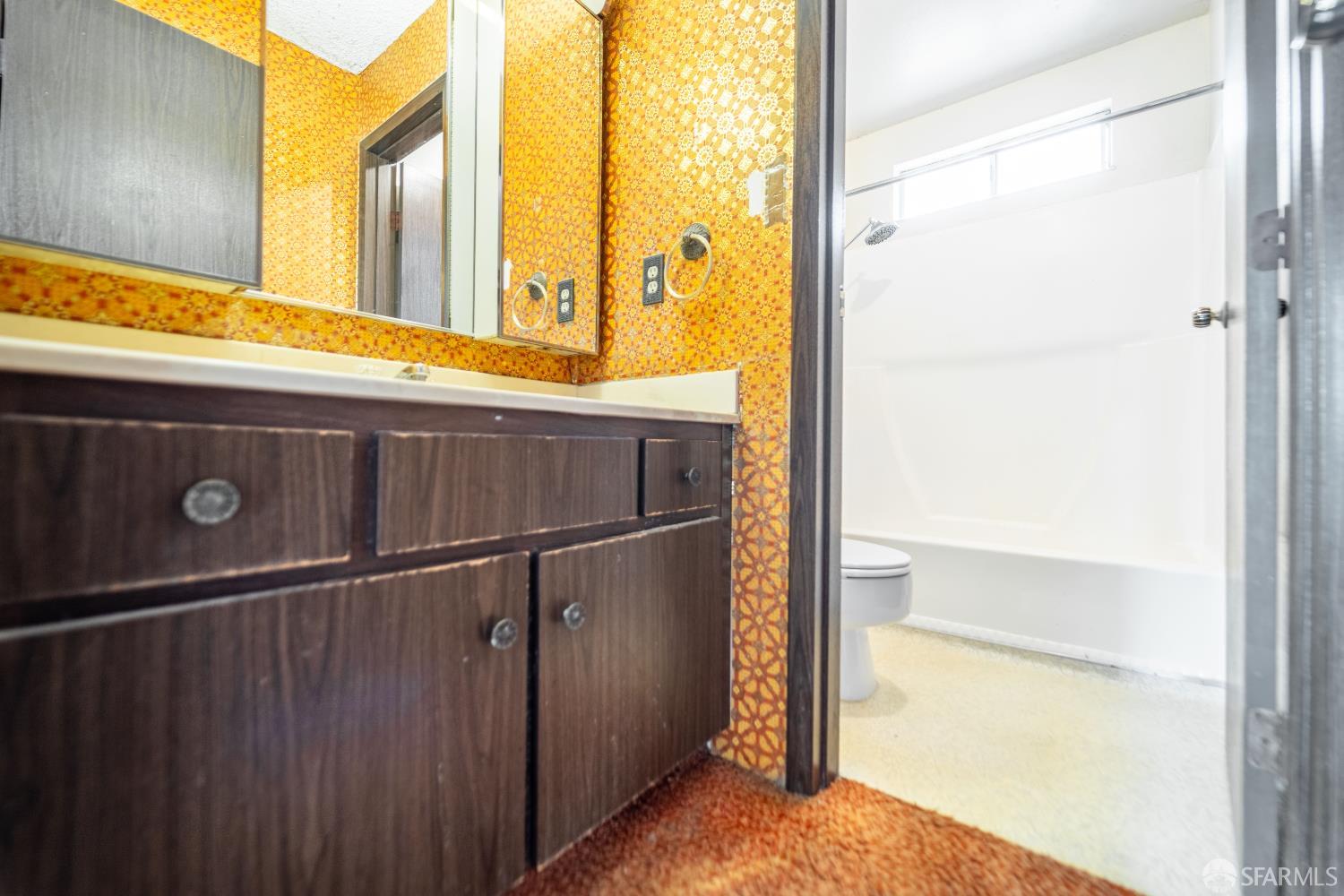 Detail Gallery Image 4 of 29 For 55 Derby St, Daly City,  CA 94015 - 2 Beds | 1 Baths