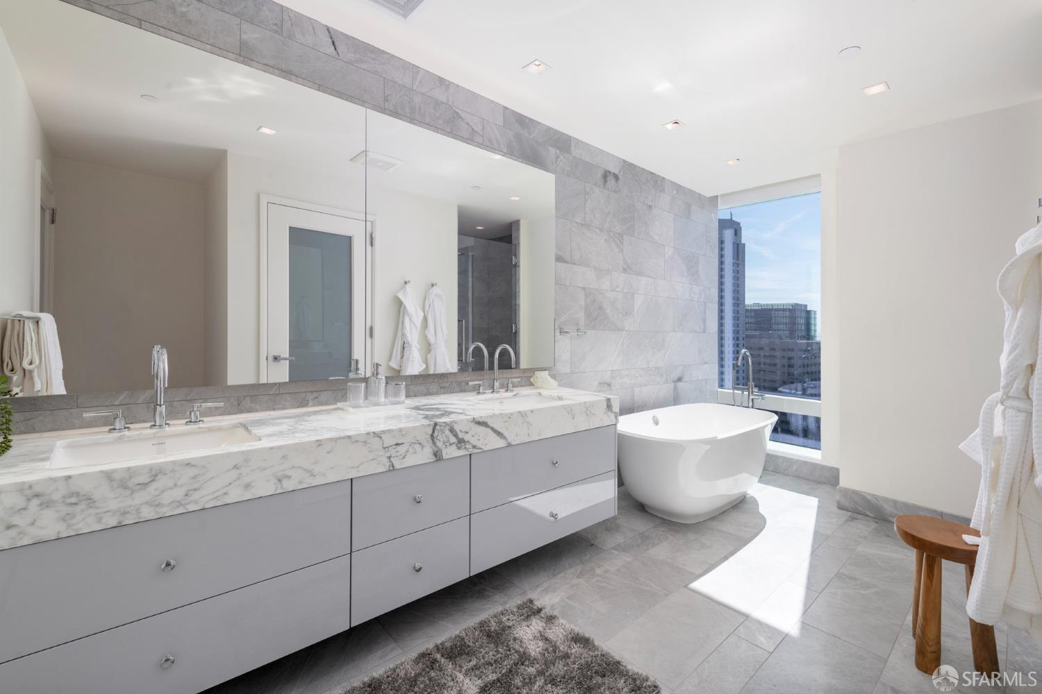 Detail Gallery Image 21 of 61 For 706 Mission St 16b,  San Francisco,  CA 94103 - 3 Beds | 3/1 Baths