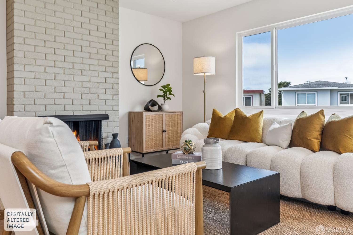 Detail Gallery Image 8 of 45 For 9 Seabreeze Ct, Pacifica,  CA 94044 - 4 Beds | 4 Baths