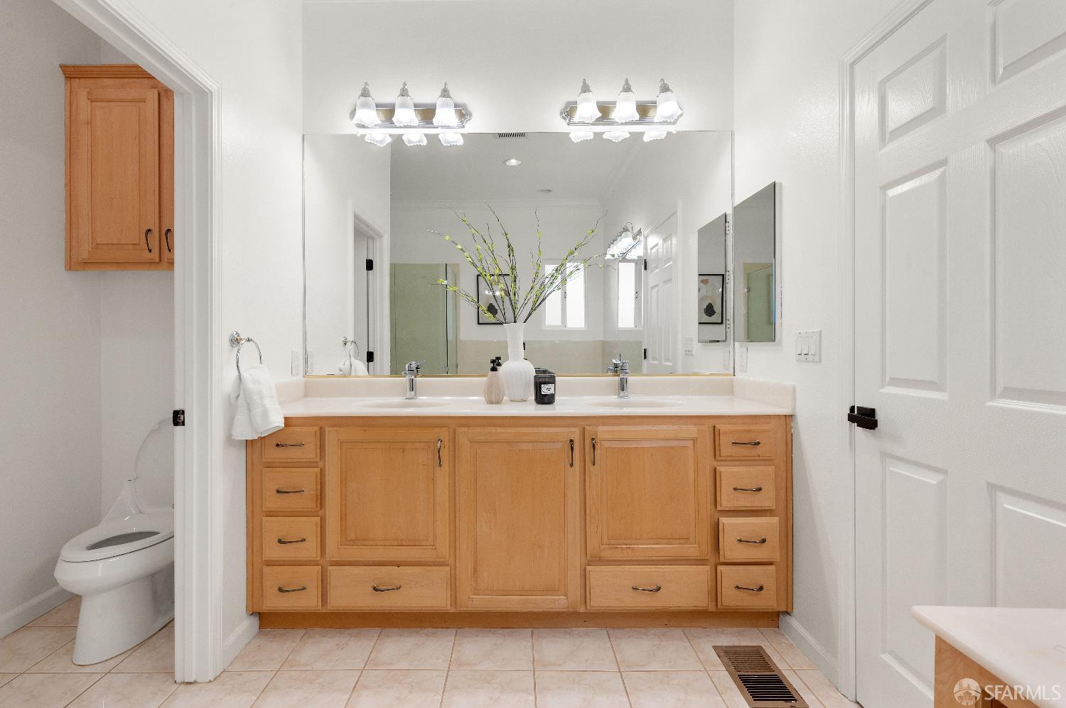 Detail Gallery Image 38 of 63 For 310 Goodwin Dr, San Bruno,  CA 94066 - 3 Beds | 2/1 Baths