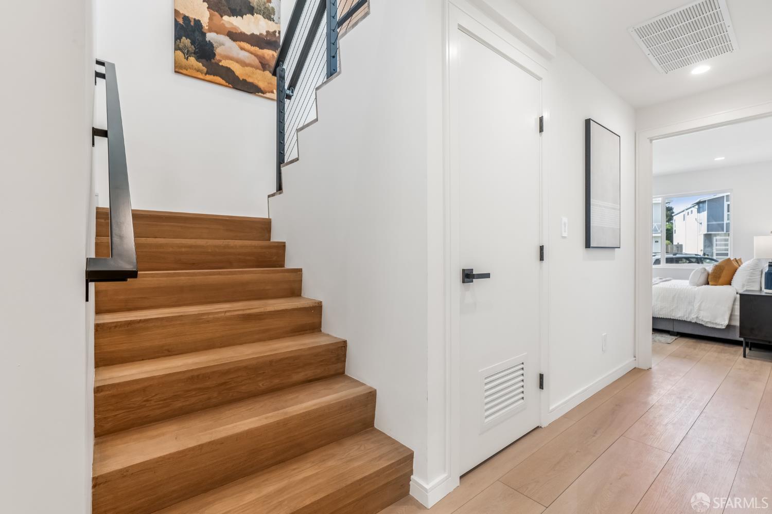 Detail Gallery Image 28 of 45 For 9 Seabreeze Ct, Pacifica,  CA 94044 - 4 Beds | 4 Baths