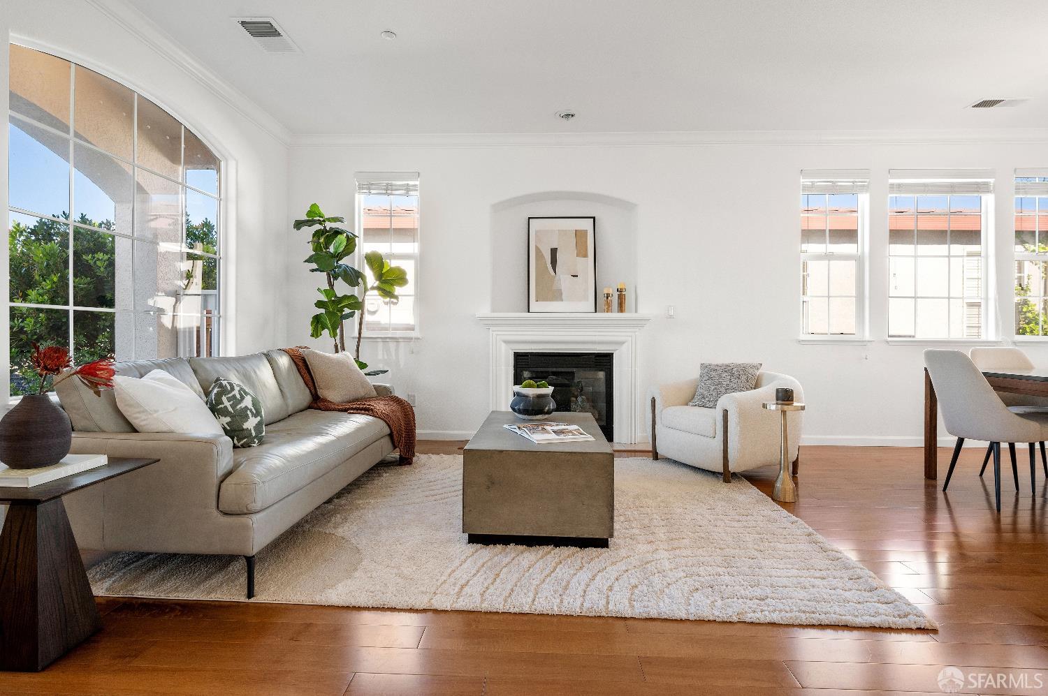 Detail Gallery Image 5 of 63 For 310 Goodwin Dr, San Bruno,  CA 94066 - 3 Beds | 2/1 Baths