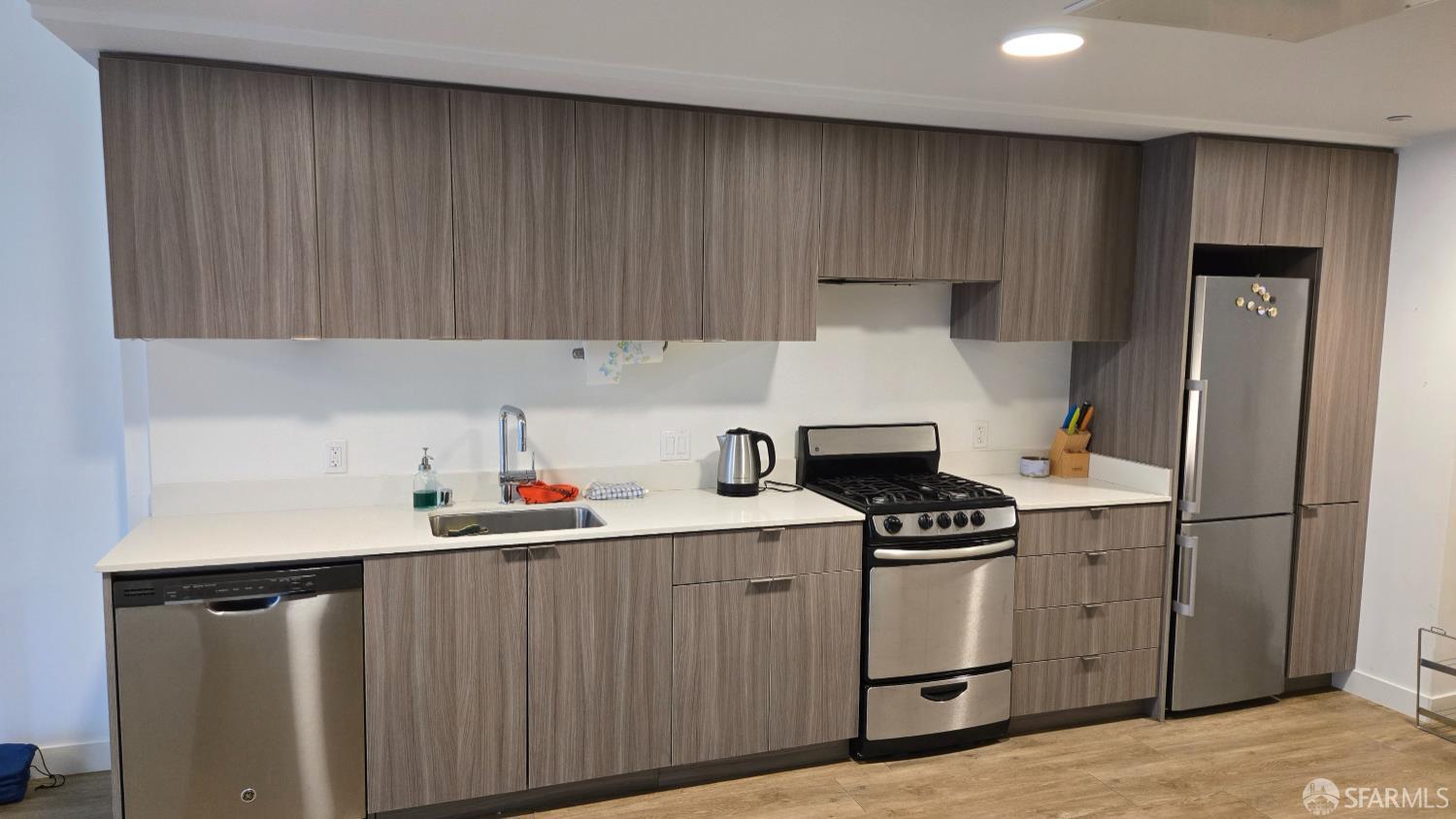 Photo #11: 426119137 Listing: Photo #11