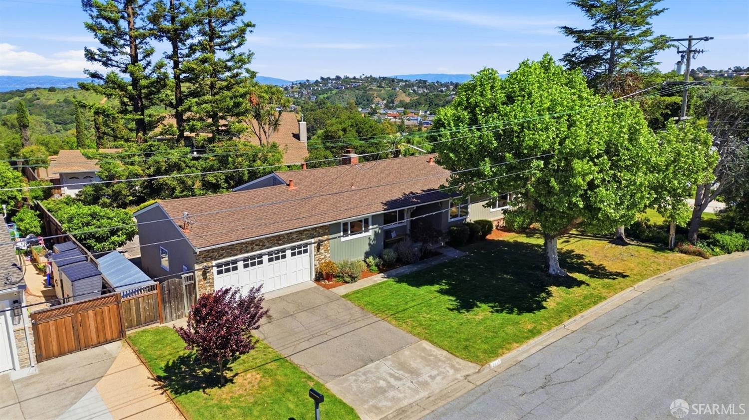 Detail Gallery Image 52 of 56 For 2117 Queens Ln, San Mateo,  CA 94402 - 4 Beds | 2 Baths