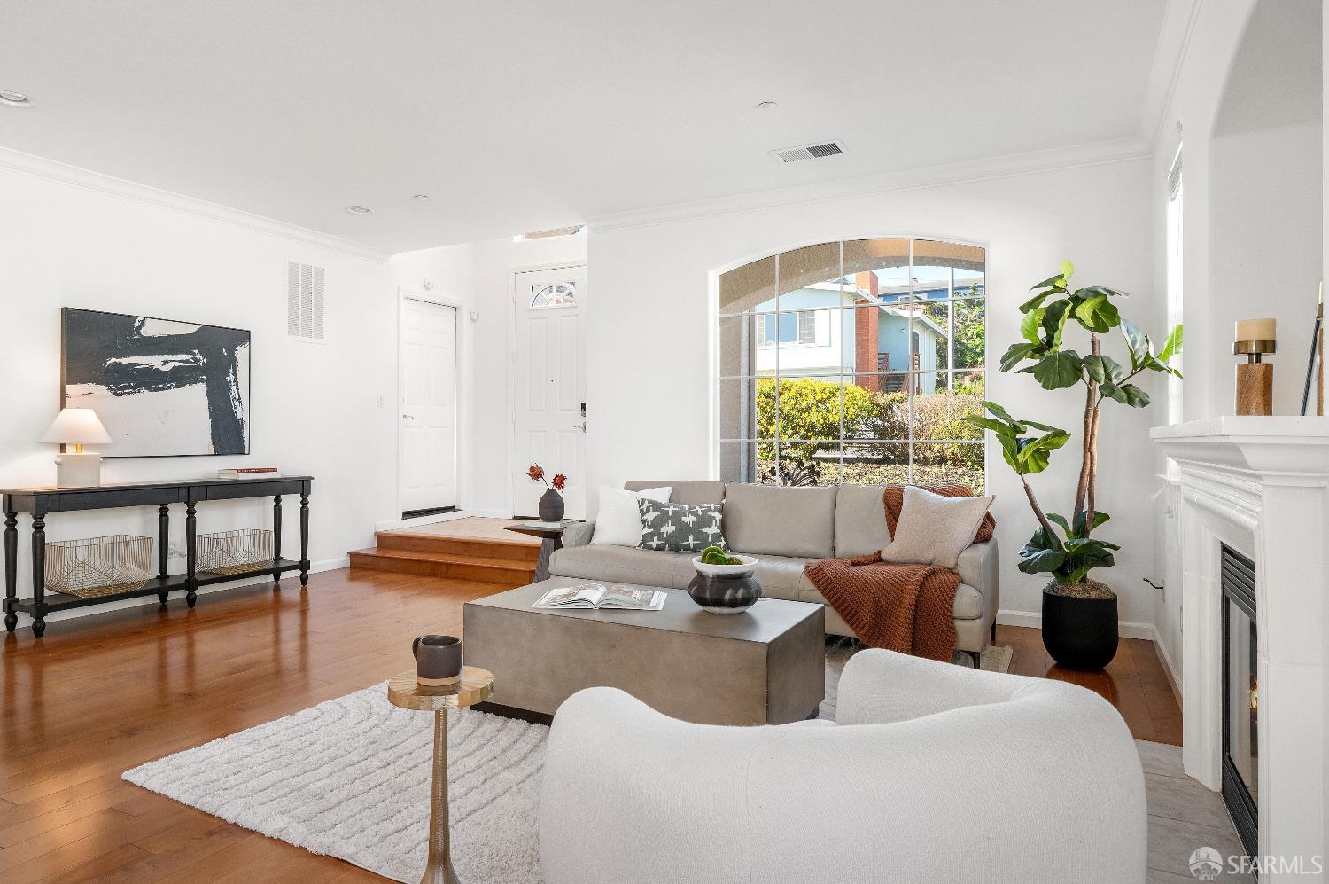 Detail Gallery Image 3 of 63 For 310 Goodwin Dr, San Bruno,  CA 94066 - 3 Beds | 2/1 Baths