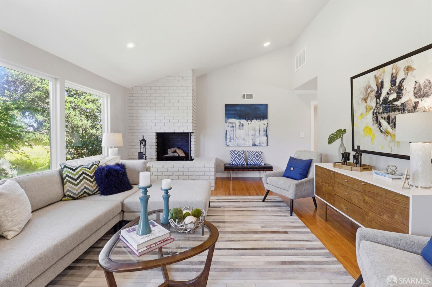 Detail Gallery Image 7 of 56 For 2117 Queens Ln, San Mateo,  CA 94402 - 4 Beds | 2 Baths