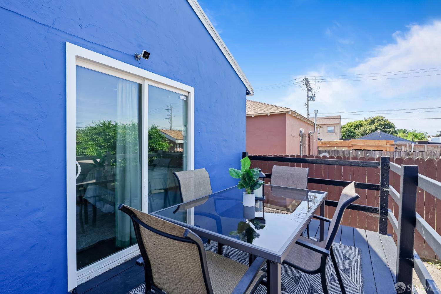 Detail Gallery Image 37 of 41 For 1309 105th Ave, Oakland,  CA 94603 - 3 Beds | 1 Baths