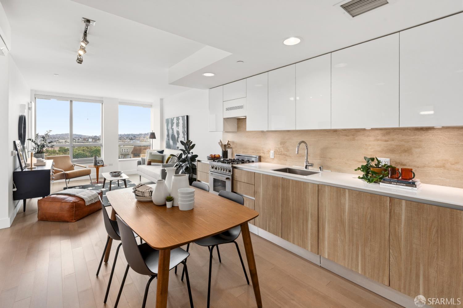 Photo #7: 426116779 Listing: Photo #7