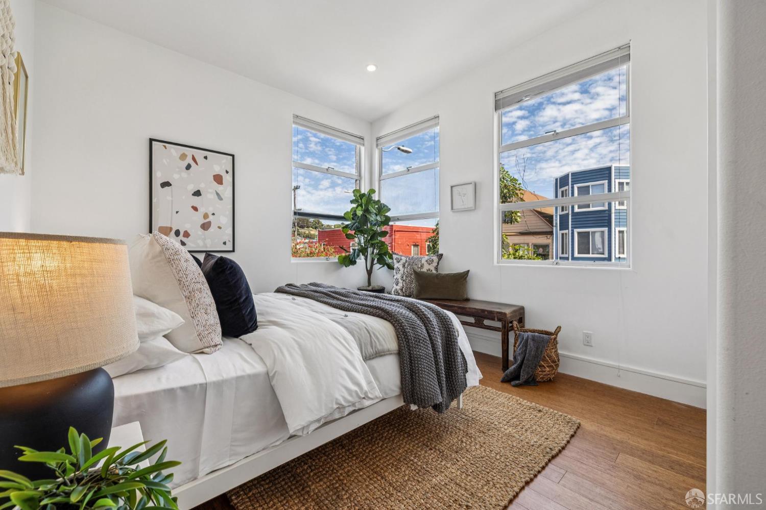 1450 Hawes, San Francisco, CA, 94124