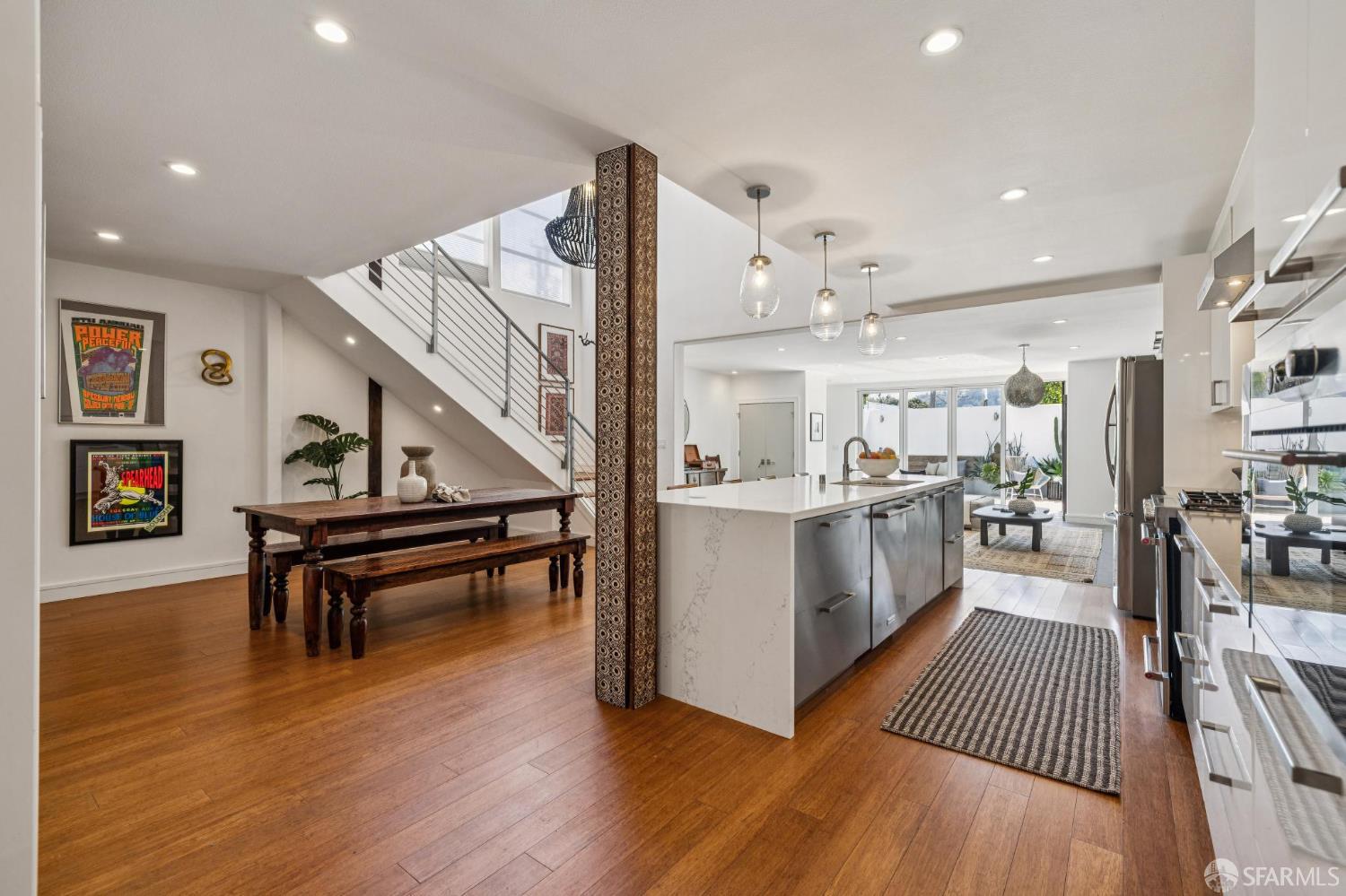 1450 Hawes, San Francisco, CA, 94124