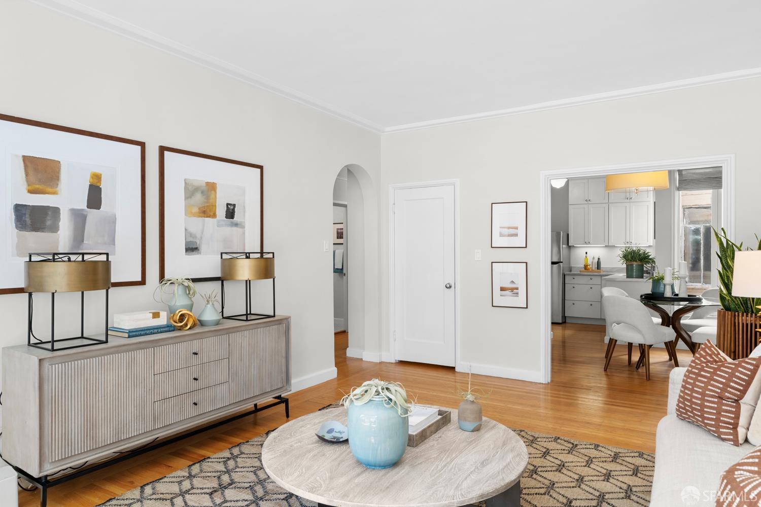 Photo #5: 426120021 Listing: Photo #5