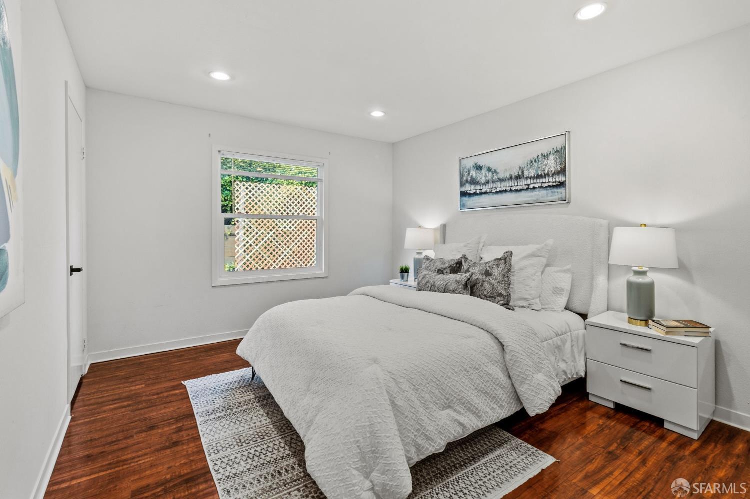 Detail Gallery Image 17 of 26 For 819 Thornhill Dr, Daly City,  CA 94015 - 3 Beds | 1/1 Baths