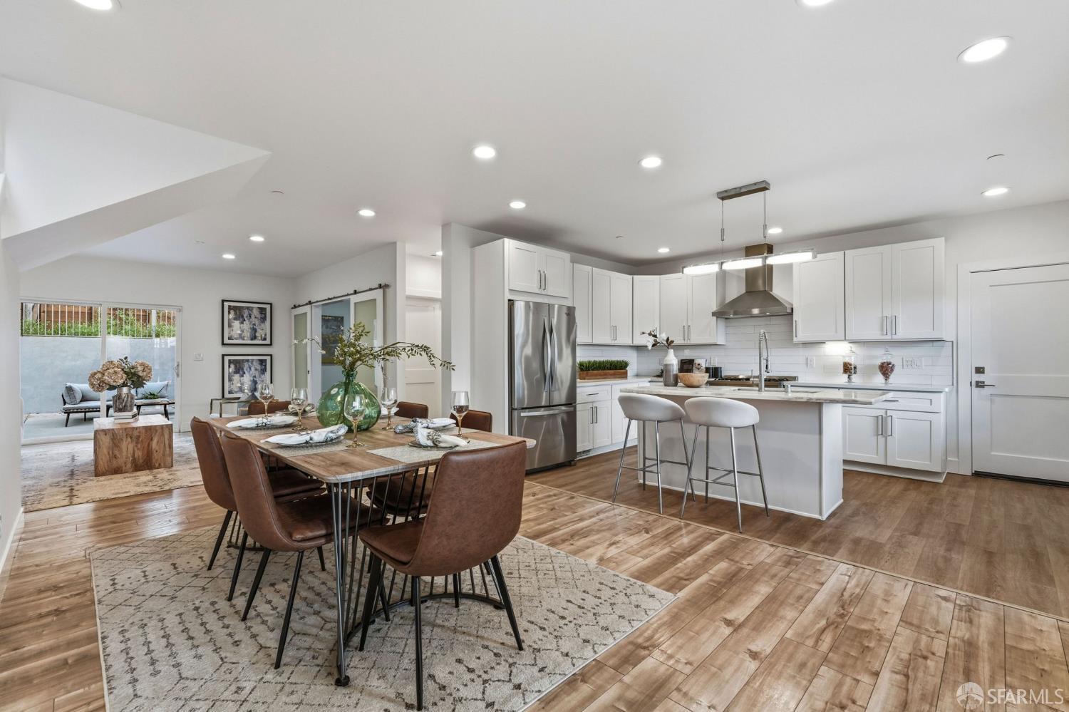 Detail Gallery Image 9 of 51 For 367 Heather Way, South San Francisco,  CA 94080 - 4 Beds | 3 Baths