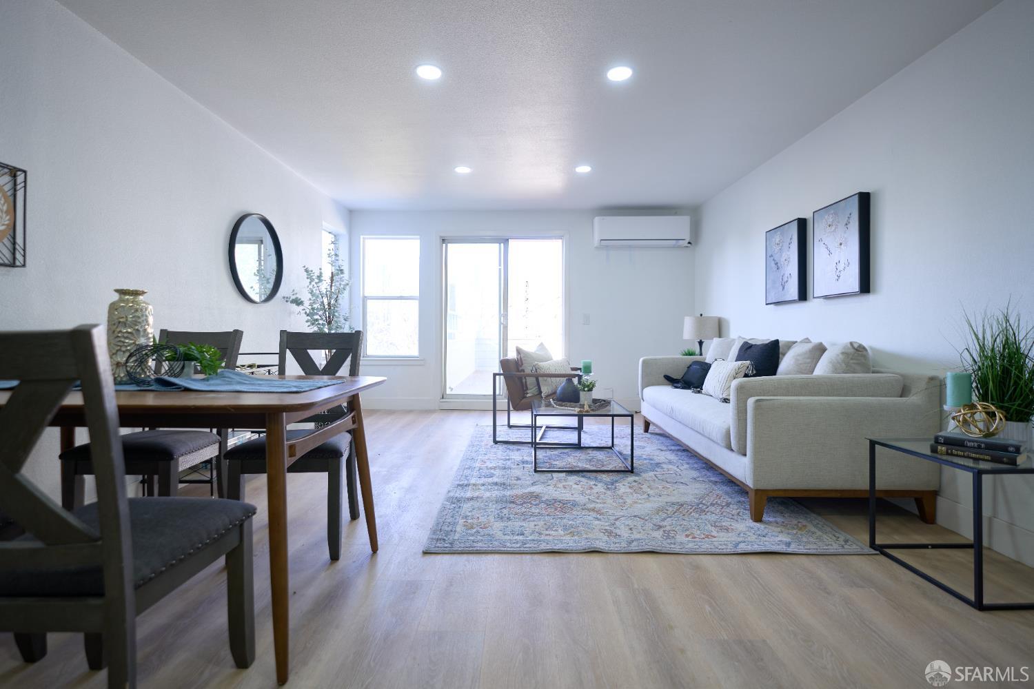 Detail Gallery Image 5 of 28 For 1270 South Van Ness Ave a,  San Francisco,  CA 94110 - 3 Beds | 1 Baths