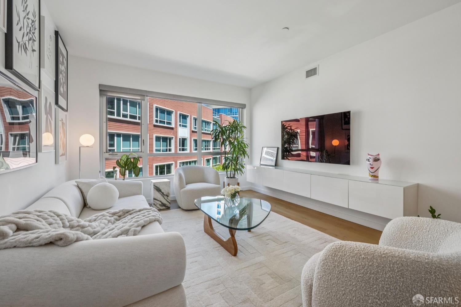 Photo #10: 426120051 Listing: Photo #10