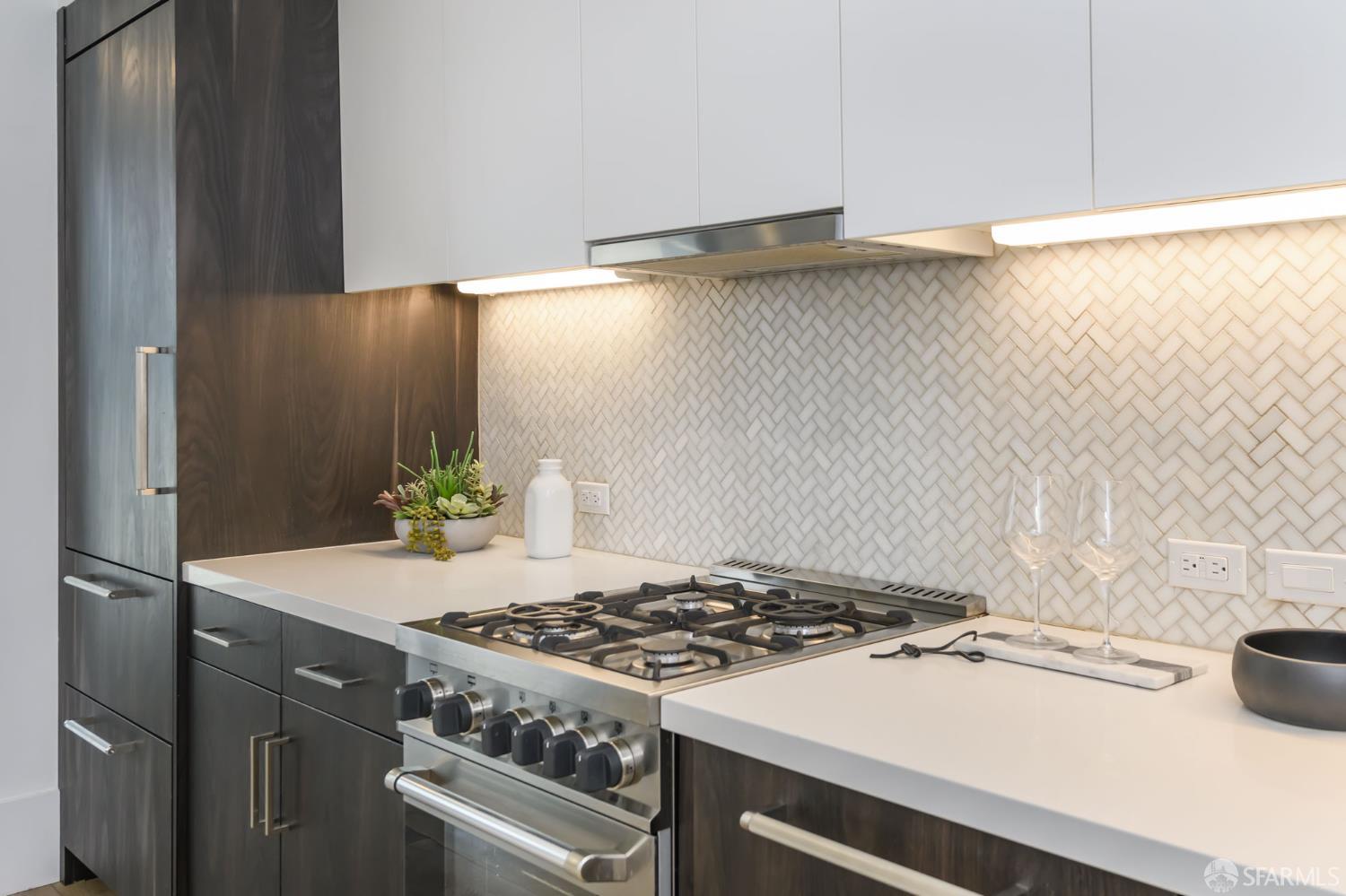 Photo #7: 426109655 Listing: Photo #7