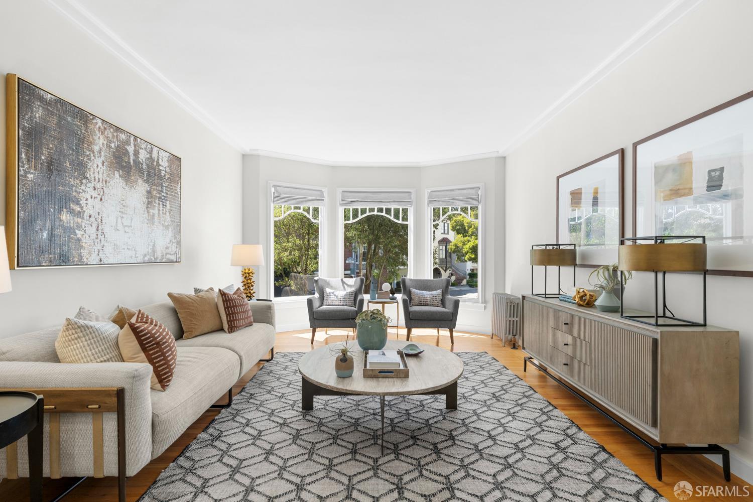 Photo #3: 426120021 Listing: Photo #3